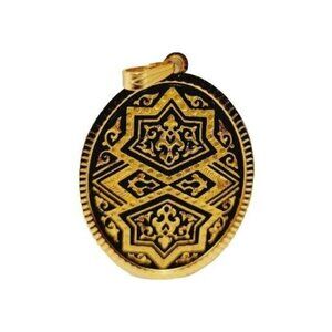 Vtg Damascene Black and Gold Tone Oval Pendant